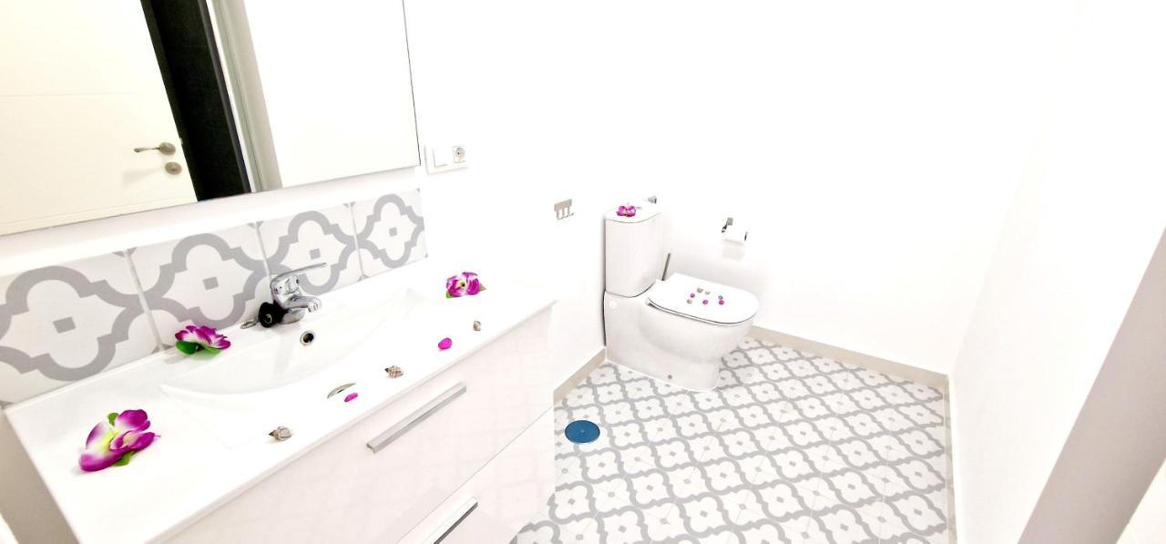 Apartamentos Playa San Juan & Wifi Free Guia de Isora  Exterior photo